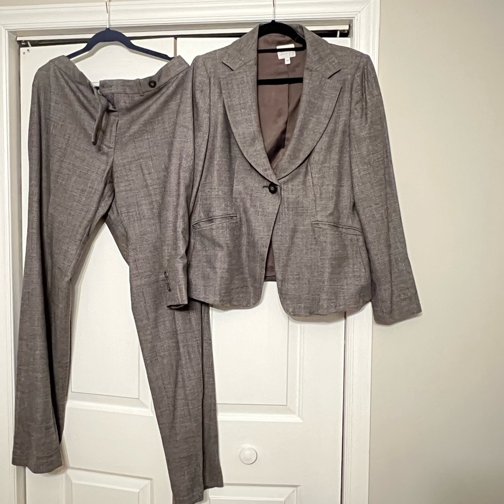 Armani women’s pant suit